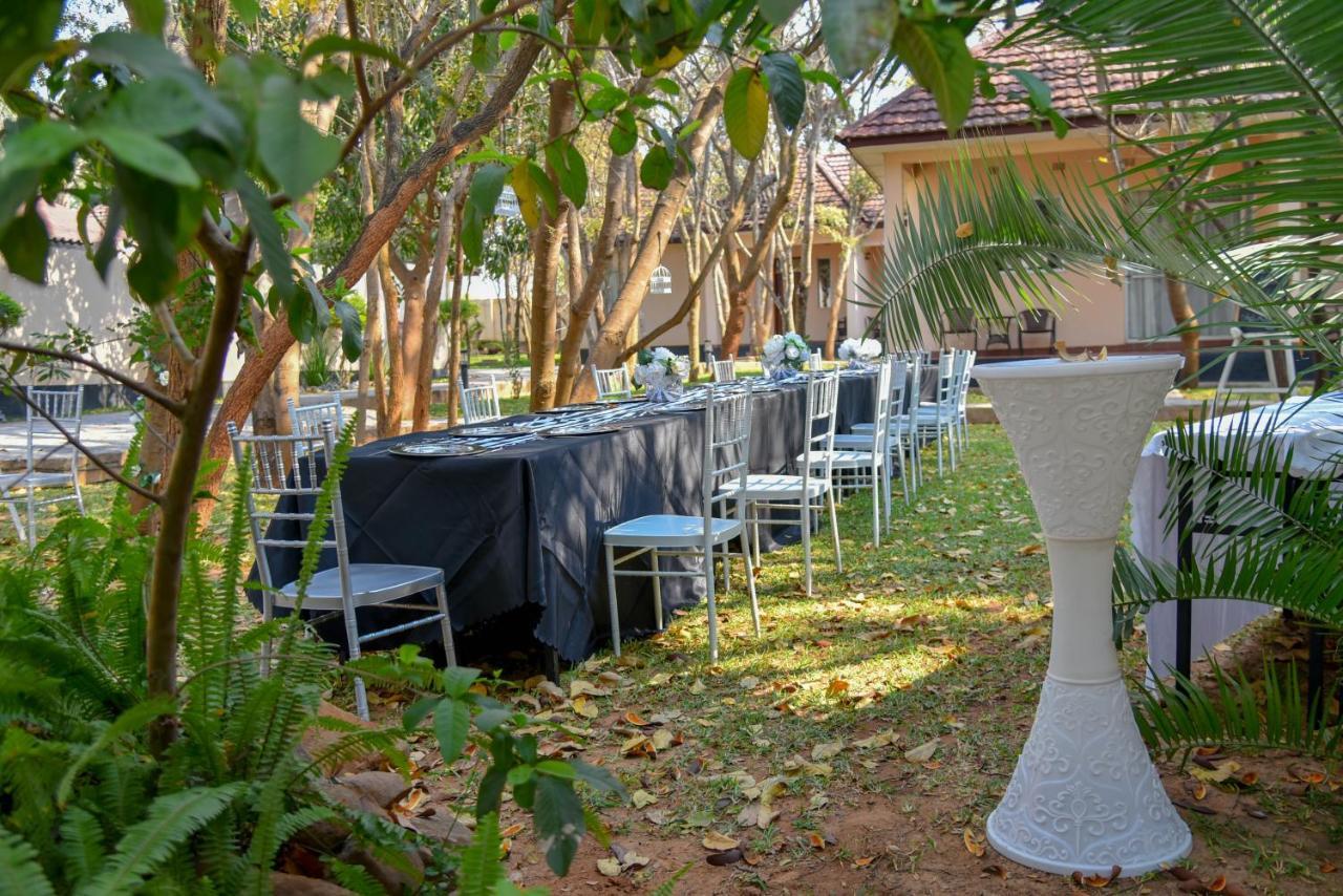 Chamba Valley Exotic Hotel ลุซากา ภายนอก รูปภาพ