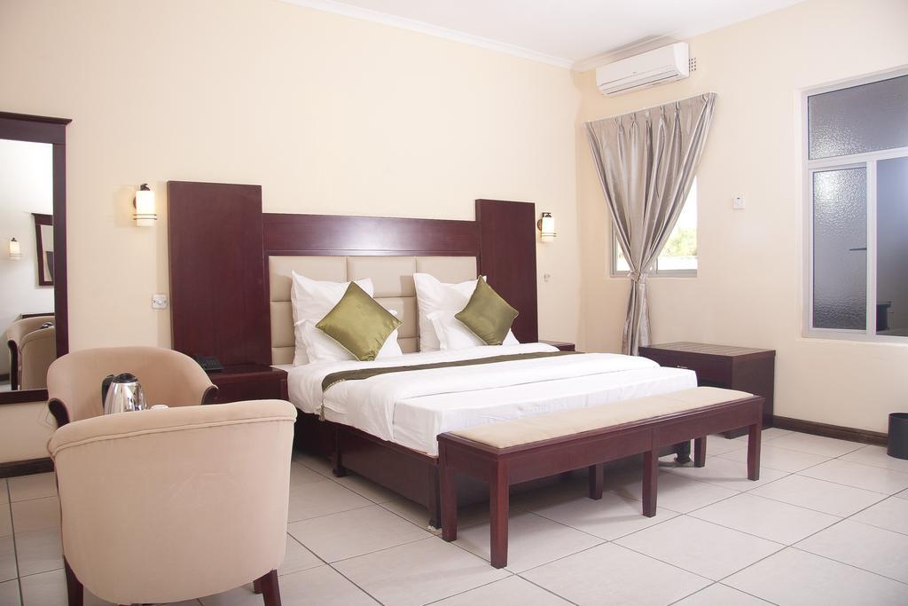 Chamba Valley Exotic Hotel ลุซากา ห้อง รูปภาพ