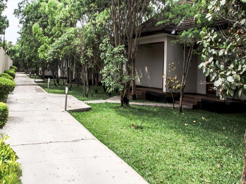 Chamba Valley Exotic Hotel ลุซากา ภายนอก รูปภาพ